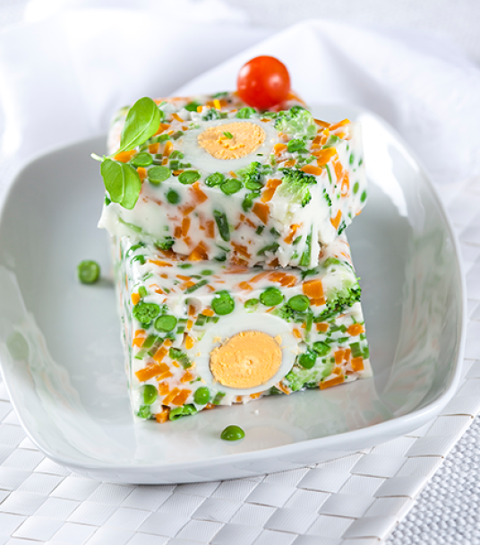 Imagem receita Terrina fria de legumes e ovos cozidos