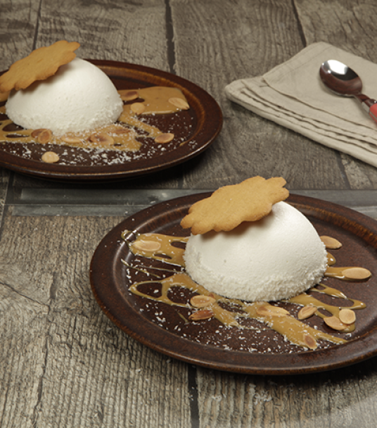 Imagem receita Panacota de baunilha com molho de caramelo