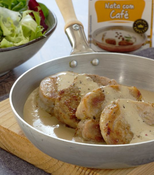 Imagem receita Lombinhos de porco com nata com café