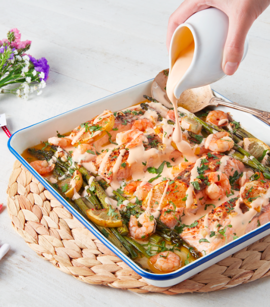 Imagem receita Assado de Salmão e Camarão com Molho de Tomate Seco