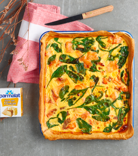 Imagem receita Quiche de tabuleiro espinafres e salmão